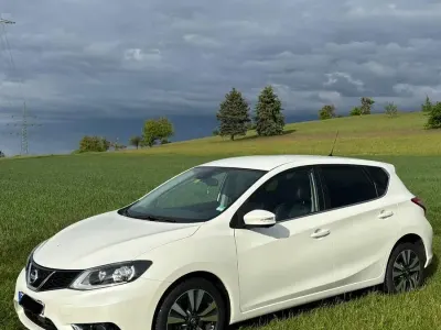 Gebraucht Nissan Pulsar N-Connecta 190 PS (139 kW) 2016 Weiß Kleinwagen