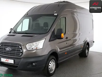 Gebraucht Ford Transit 170 PS (125 kW) 2016 Brisbane braun Van / Kleinbus