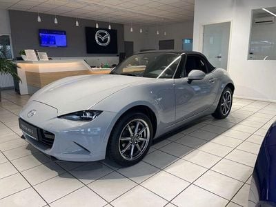 Neu Mazda MX5 Exclusive-Line 132 PS (97 kW) 2025 Grau Cabrio