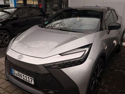 Gebraucht Toyota C-HR Team 140 PS (102 kW) 2024 Grau SUV