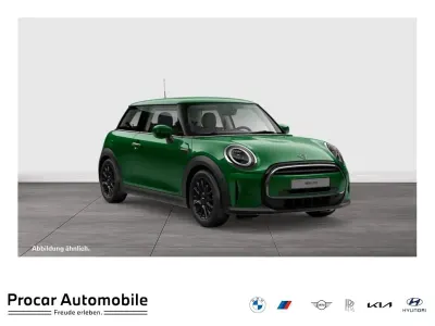 Usata Mini ONE Classic 102 CV (75 kW) 2022 Verde Utilitaria