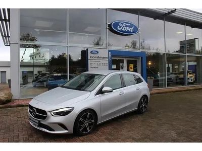 Gebraucht Mercedes B250 224 PS (164 kW) 2023 Iridiumsilber  metalliclack Van / Kleinbus