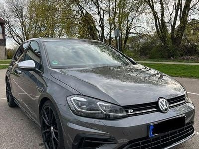 Second-hand VW Golf VII R 300 CP (220 kW) 2019 Gri Berlinǎ