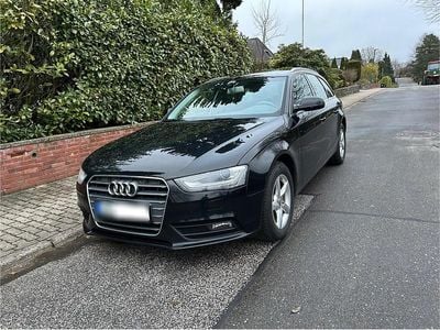 Second-hand Audi A4 120 CP (88 kW) 2012 Negru Break