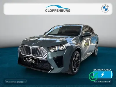 Gebraucht BMW iX2 Performance 230 kW (313 PS) 2025 Grün SUV