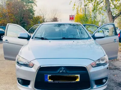 Gebraucht Mitsubishi Lancer Sportback 143 PS (105 kW) 2008 Silber Limousine