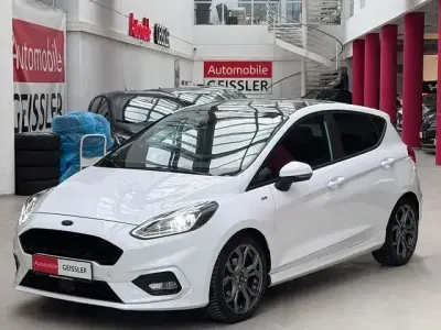 Używany Ford Fiesta ST-Line X 220 KM (161 kW) 2020 Biały Sedan/Limuzyna