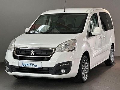 Usado Peugeot Partner Tepee Active 99 CV (72 kW) 2015 Blanco Monovolumen