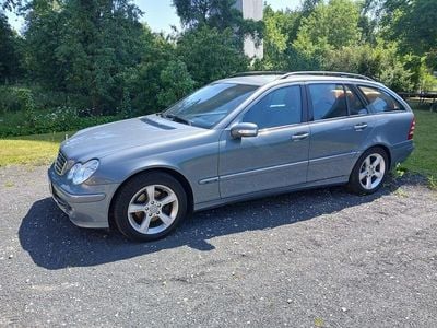 Mercedes C200