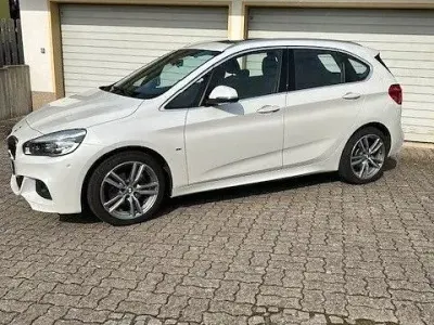 Gebraucht BMW 218 M Sport 150 PS (110 kW) 2016 Weiß Kombi