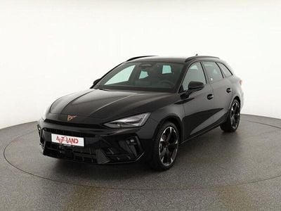Neu Cupra Leon 150 PS (110 kW) 2025 Grau Limousine