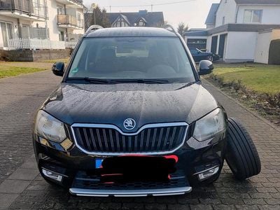 Schwarz Gebraucht 2016 Skoda Yeti SUV | 13.200 € (Fairer Preis)