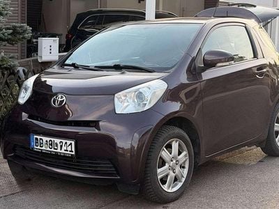 Usata Toyota iQ 68 CV (50 kW) 2011 Viola Utilitaria