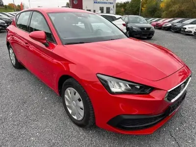 Gebraucht Seat Leon ST 110 PS (80 kW) 2022 Rot Kombi