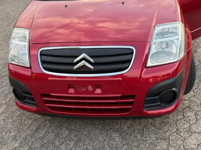 Gebraucht Citroën C2 Tonic 73 PS (53 kW) 2009 Rot Kleinwagen