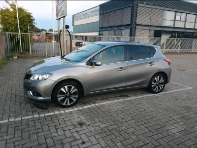 Gebraucht Nissan Pulsar Acenta 116 PS (85 kW) 2015 Grau Kleinwagen