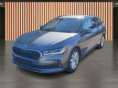Gebraucht Skoda Superb Selection 150 PS (110 kW) 2024 Graphitegrau metallic Kombi