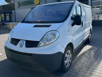 Gebraucht Renault Trafic 90 PS (66 kW) 2012 Weiß Van / Kleinbus