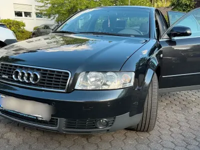 Gebraucht Audi A4 220 PS (161 kW) 2001 Schwarz Limousine