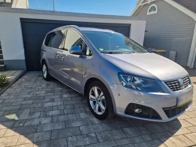 Gebraucht Seat Alhambra XCELLENCE 150 PS (110 kW) 2022 Silber Van / Kleinbus