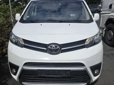 Gebraucht Toyota Proace Verso Team 144 PS (105 kW) 2021 Kombi