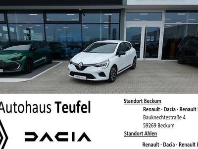 Used Renault Clio V Equilibre 91 HP (66 kW) 2023 White Sedan