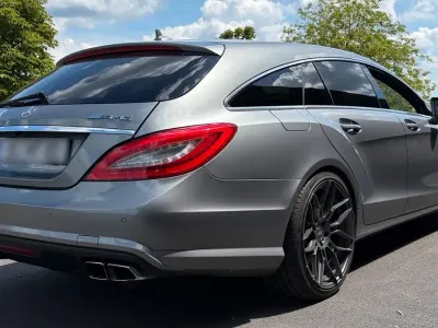 Gebraucht Mercedes CLS63 AMG Shooting Brake AMG 525 PS (386 kW) 2013 Grau Kombi
