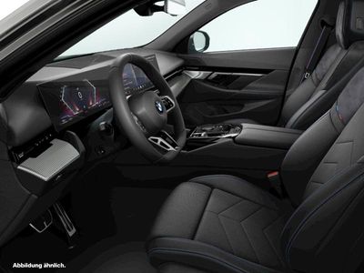Gebraucht BMW 520 M Sport 197 PS (144 kW) 2025 Grau Limousine