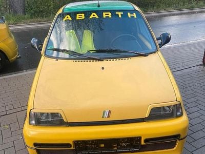 Gebraucht Fiat Cinquecento 54 PS (39 kW) 1996 Gelb Kleinwagen