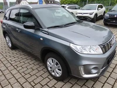 Gebraucht Suzuki Vitara Comfort 111 PS (81 kW) 2019 Grau SUV