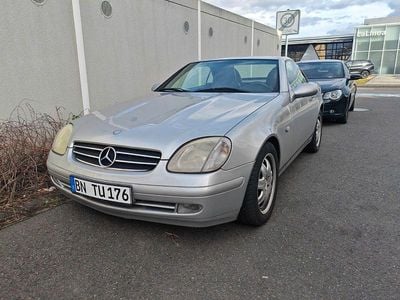 Gebraucht Mercedes SLK200 136 PS (100 kW) 1997 Silber Cabrio