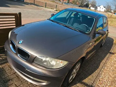 Gebraucht BMW 118 143 PS (105 kW) 2009 Braun Kleinwagen