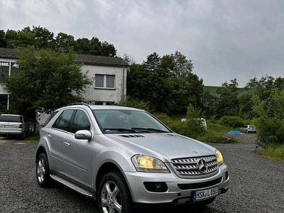 Mercedes ML280