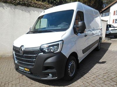 Gebraucht 2023 Renault Master Van / Kleinbus | 31.800 € (Teuer)
