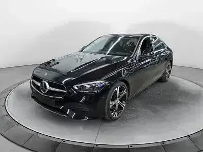 Gebraucht Mercedes C200 Avantgarde 204 PS (150 kW) 2022 Schwarz Limousine