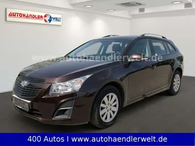 Gebraucht Chevrolet Cruze 117 PS (86 kW) 2014 Deepespressobraunmet. Kombi