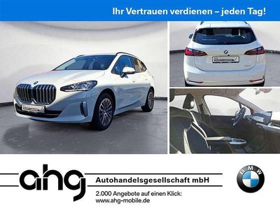 Gebraucht BMW 220 Luxury Line 156 PS (114 kW) 2025 Alpinweiß Van / Kleinbus