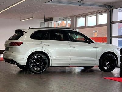 Gebraucht VW Touareg Style 330 PS (242 kW) 2019 Weiß SUV