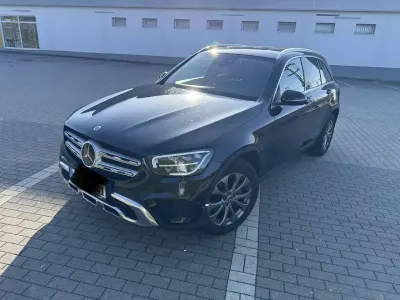 Gebraucht Mercedes GLC220 AMG line 194 PS (142 kW) 2021 Schwarz SUV