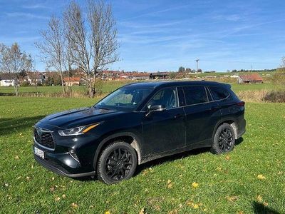 Schwarz Gebraucht 2024 Toyota Highlander Executive SUV | 57.000 € (Fairer Preis)