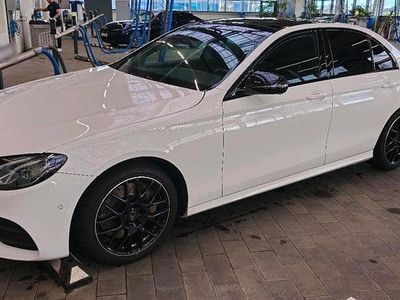 Gebraucht Mercedes E350 AMG line 258 PS (189 kW) 2016 Weiß Limousine