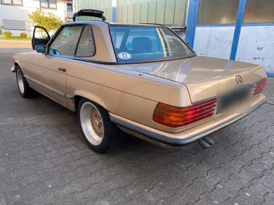 Gebraucht Mercedes SL280 185 PS (136 kW) 1976 Gold Cabrio