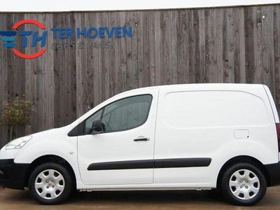 Gebraucht Peugeot Partner 75 PS (55 kW) 2014 Weiß Van / Kleinbus