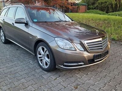 Mercedes E220