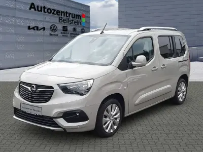 Gebraucht Opel Combo Life Innovation 131 PS (96 kW) 2019 Grau Limousine