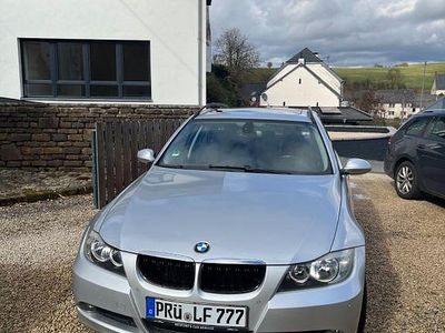Gebraucht BMW 318 129 PS (94 kW) 2007 Silber Kombi