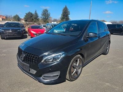 Gebraucht Mercedes B200 136 PS (100 kW) 2015 Schwarz Van / Kleinbus