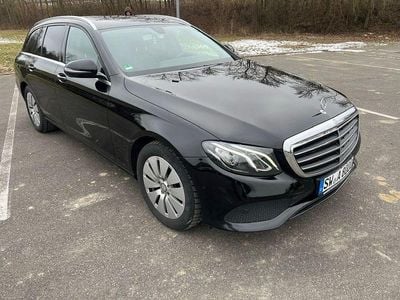 Gebraucht Mercedes E220 194 PS (142 kW) 2017 Schwarz Kombi