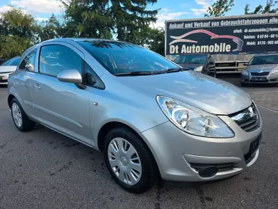 Gebraucht Opel Corsa Edition 75 PS (55 kW) 2008 Silber Kleinwagen