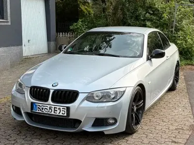 Gebraucht BMW 330 Cabriolet M Sport 272 PS (200 kW) 2013 Silber Cabrio